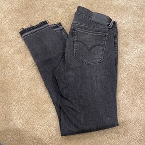 Blackwash 710 super skinny Levi jeans